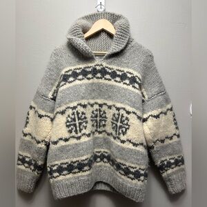 Vintage Hand Knit Wool Cowichan Sweater L/XL